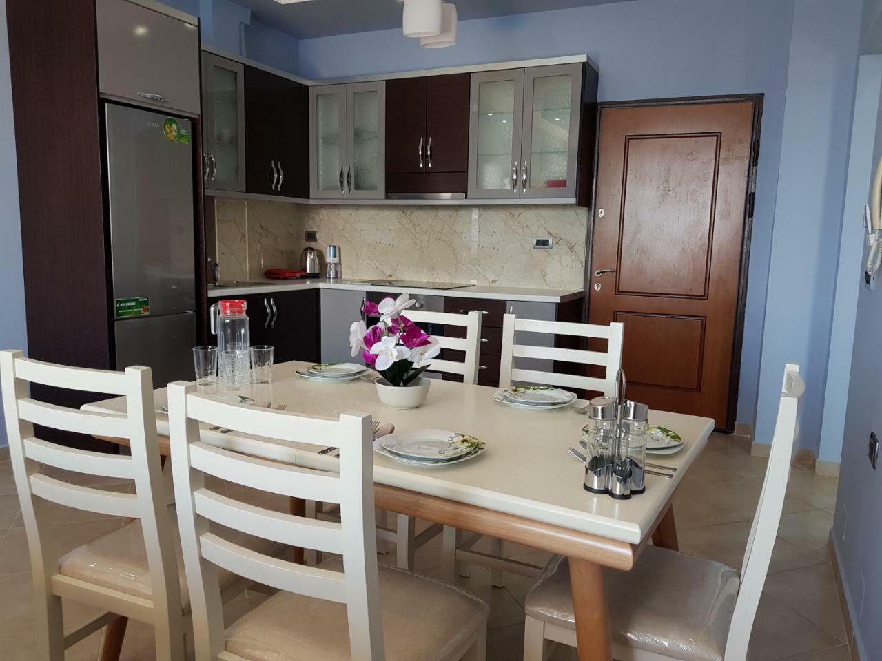 Apartment Of Beautiful Dreams Over The Sea Sarandë Exterior foto