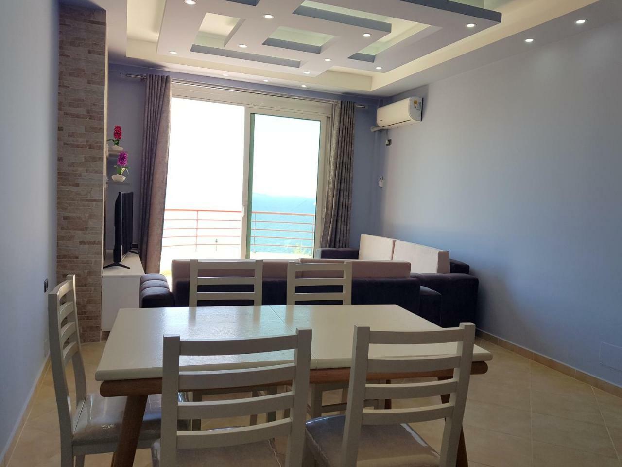 Apartment Of Beautiful Dreams Over The Sea Sarandë Exterior foto